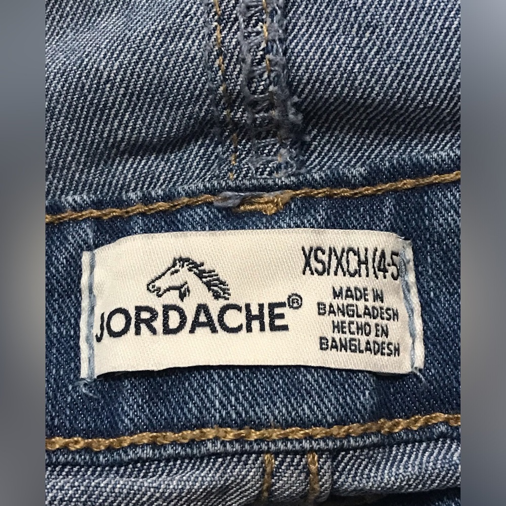 Jordache Kids Denim Blue Jean Overall Shorts w/ Sequins Hearts Stars Love
4 / 5 - Picture 13 of 14
